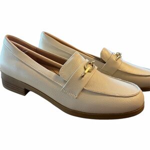 NIB Life Stride Bone Color Loafer Gold Hardware Size 8.5 Soft System Sole